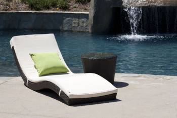 Metropolis Wave Outdoor Sun Lounger