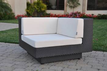 Stylus Corner Chair