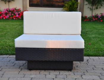 Stylus Middle Armless Chair