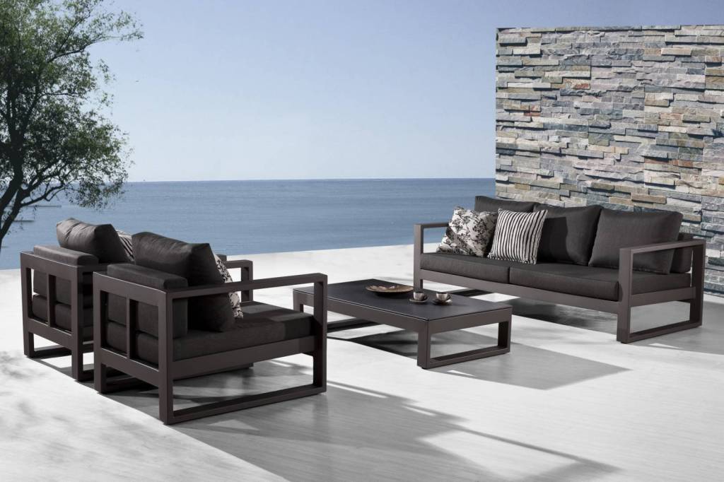 Amber Modern Outdoor Sofa Set for 5 with 2 Club Chairs