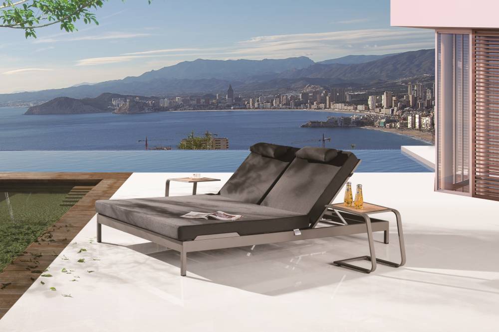 Barite Outdoor Double Chaise Lounge