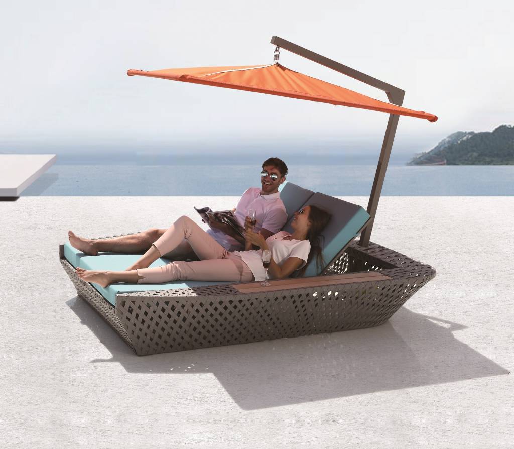 Verona Modern Outdoor Double Chaise, Outdoor Beach Beds