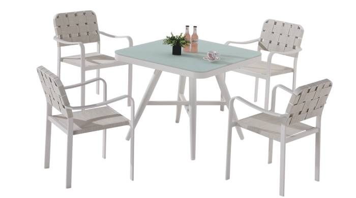 Edge Dining Set for 4 - Image 1