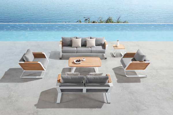 Wing by Pininfarina Collection