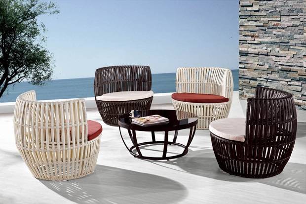 Round seating outdoor online furniture