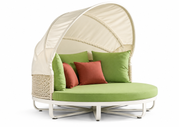 Polo Daybed with Canopy